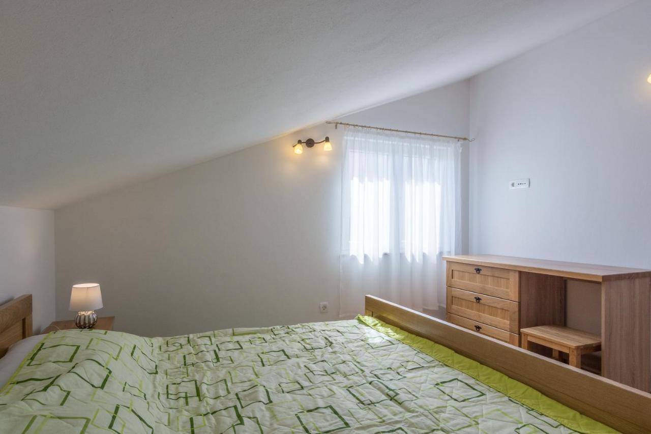 Apartments By The Sea Simuni, Pag - 18386 Kolan Zimmer foto